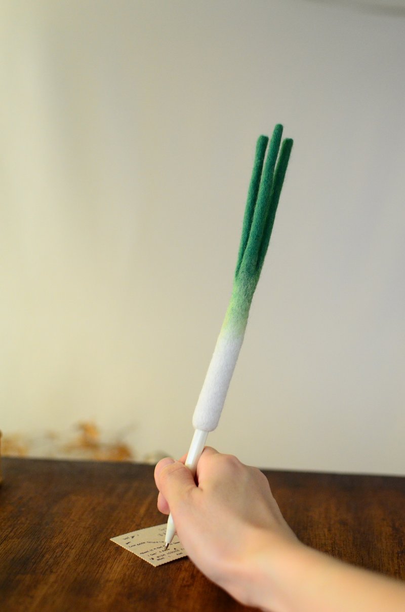 在线课程材料包-基础1 羊毛毡(湿毡)葱明笔笔套(附在线影片) - 编织/刺绣/羊毛毡/裁缝 - 羊毛 绿色