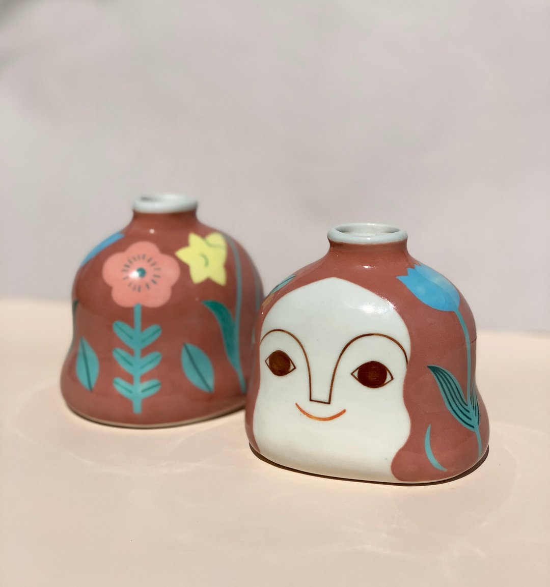 Vase Women Brown l ceramics l May&Clay Ceramics Studio - 花瓶/陶器 - 陶 咖啡色