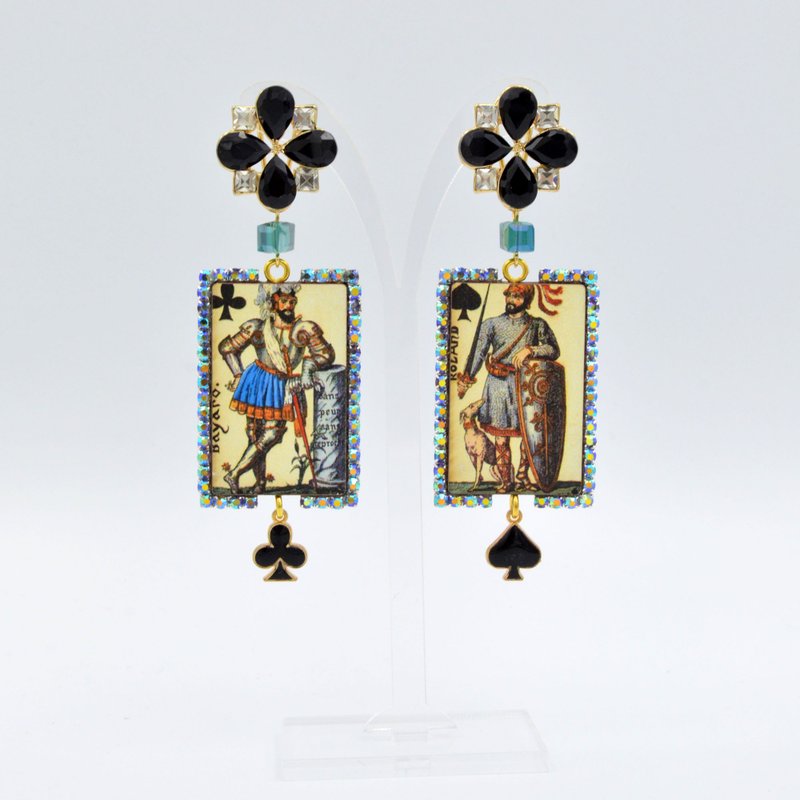 黑梅花扑克木片缀水晶石耳环 Poker Earrings Swarovski Crystal - 耳环/耳夹 - 木头 黑色