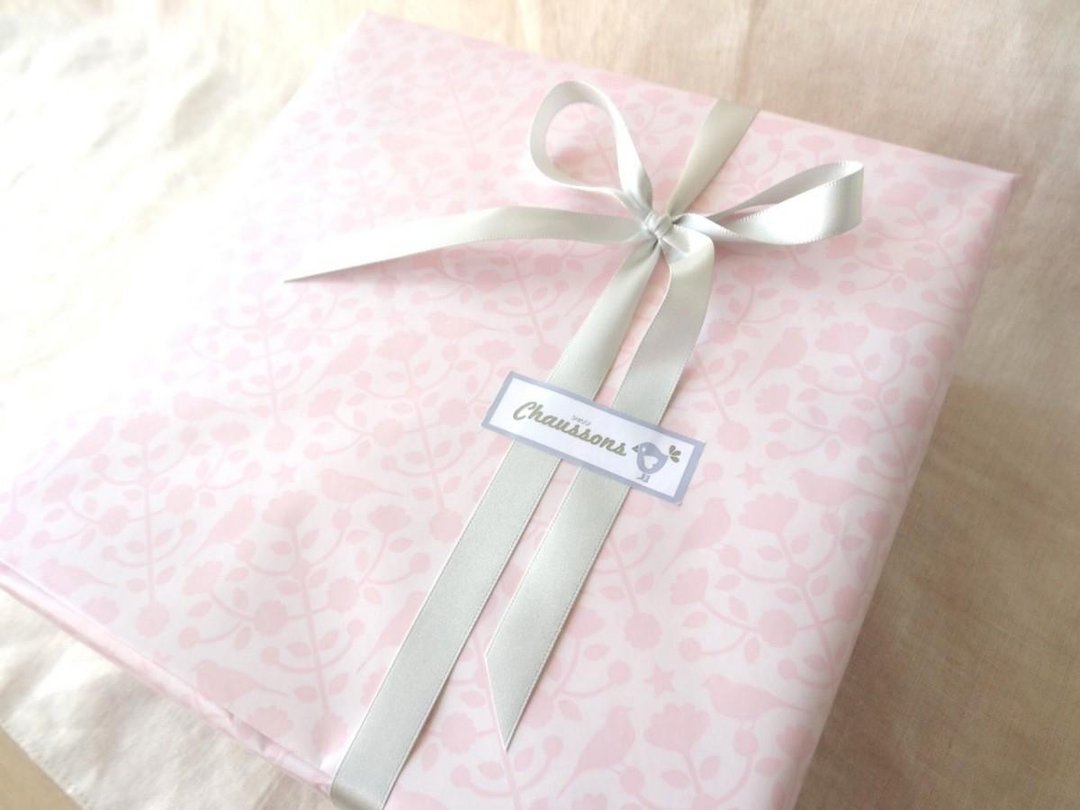 Boxed paid wrapping (for baby booties) Pink x Silver ribbon - 其他 - 其他材质 