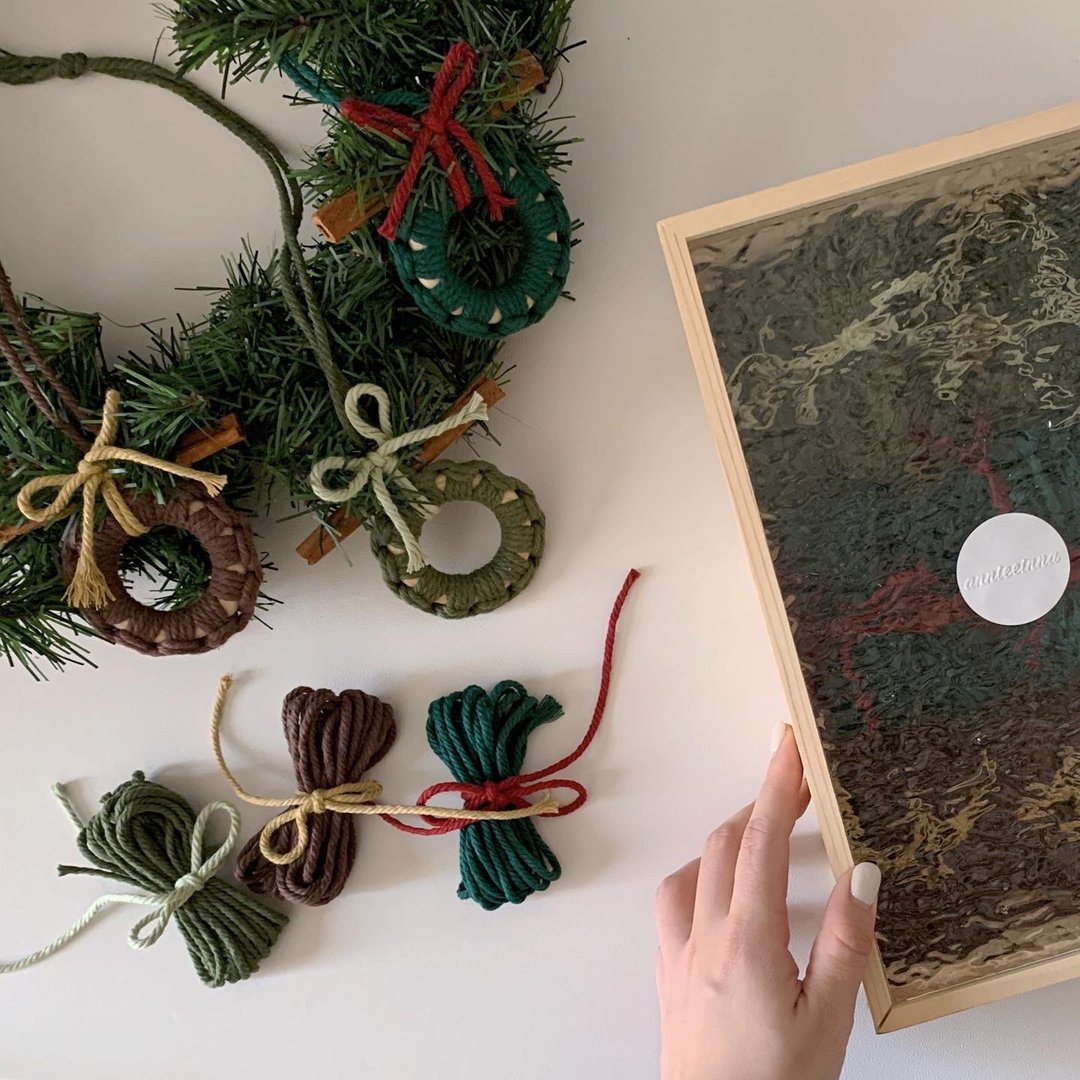 【 DIY KIT 】Macrame 编织圣诞环吊饰小卡 材料包 l 全程影片 - 编织/刺绣/羊毛毡/裁缝 - 棉 多色