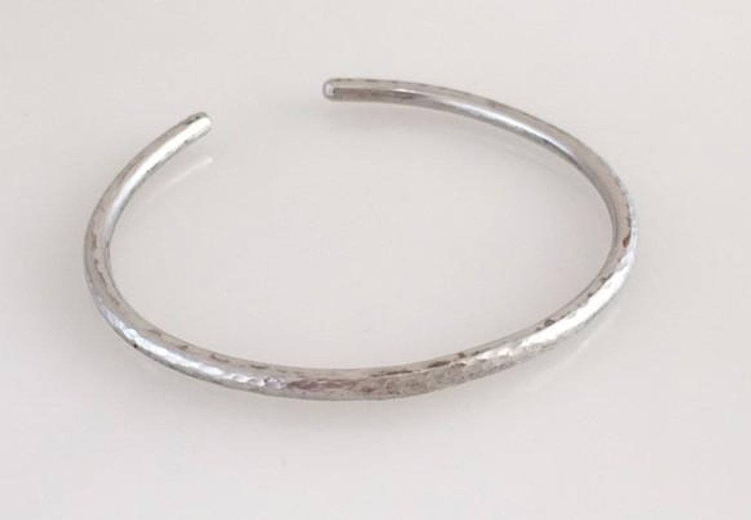 Aluminum ◇ Bangle - 手链/手环 - 其他金属 