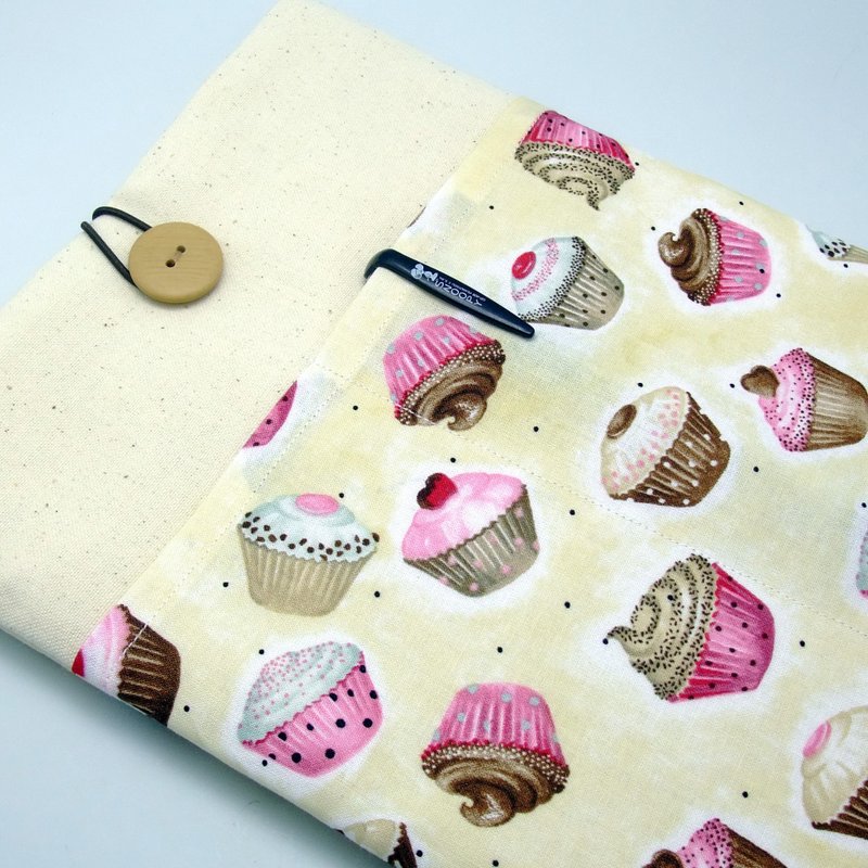 定制化电脑保护套 笔电包 电脑包 平板套  杯子蛋糕(M-180) - 电脑包 - 棉．麻 粉红色