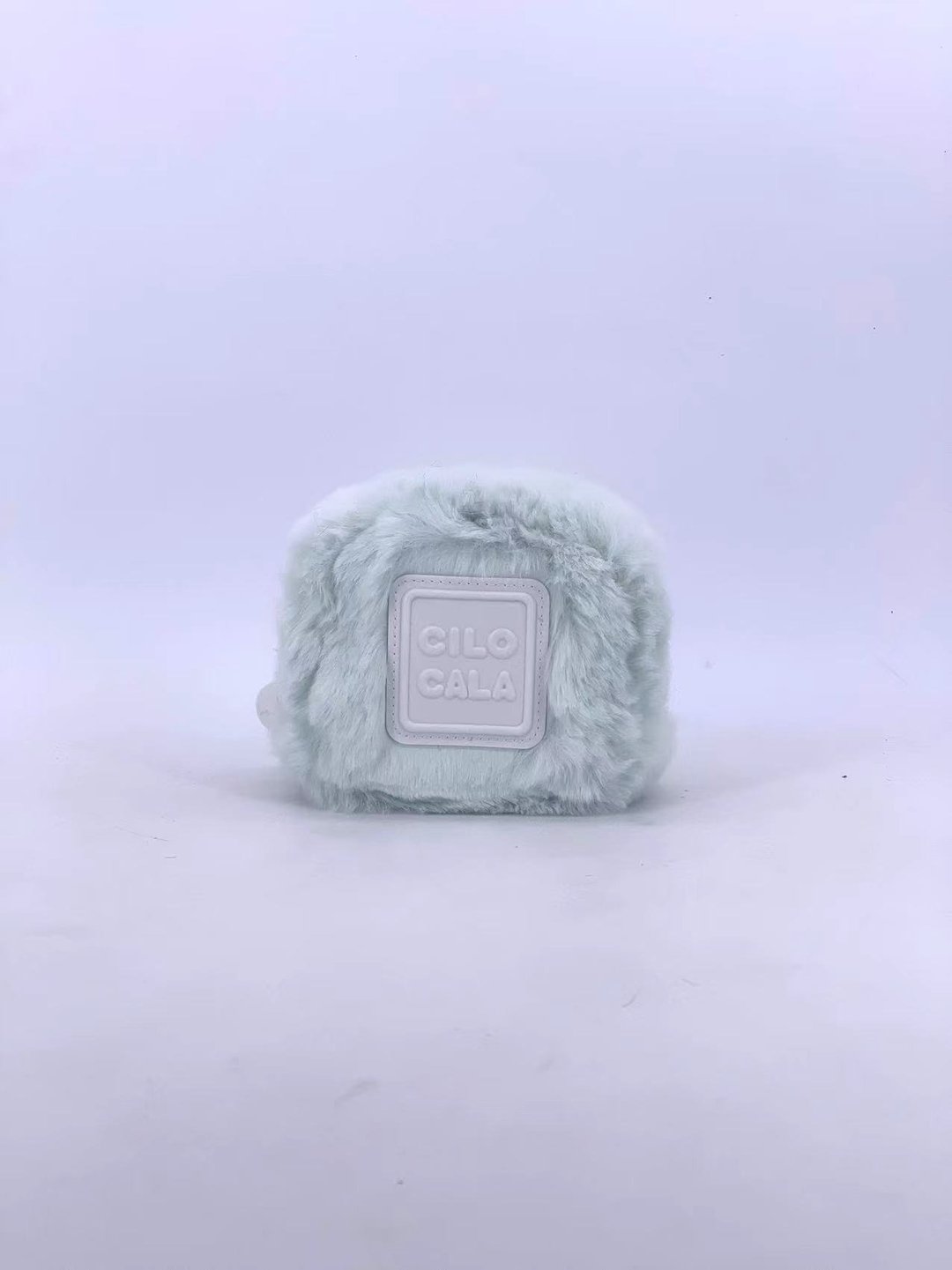 Fur 珊瑚绿色毛毛小方包 - 化妆包/杂物包 - 其他材质 