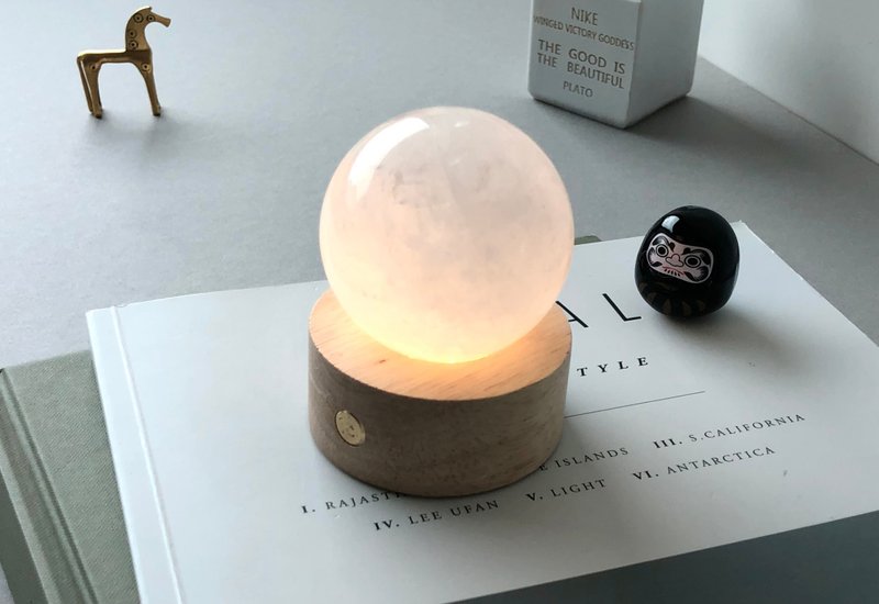 月光下 │水晶球 矿石香氛系列 - 摆饰 - 水晶 白色