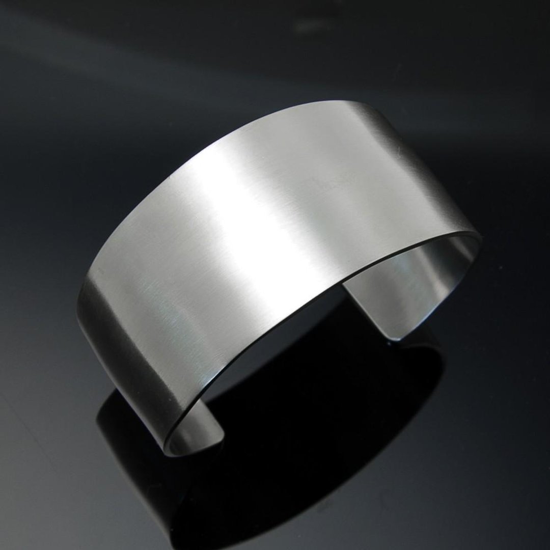 gibbous moon Wide Silver bangle ｜ Bracelet [gibbous] LLB-003 - 手链/手环 - 其他金属 