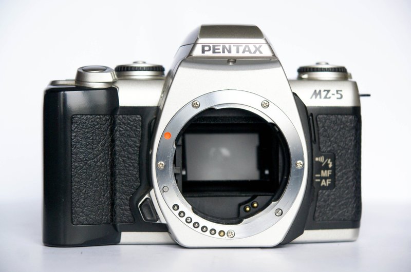Pentax MZ-5 body SLR 35mm film camera Pentax mount - 相机 - 其他材质 银色
