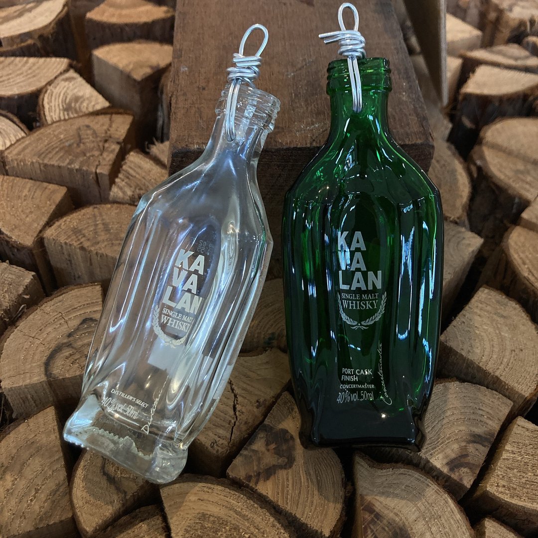 KAVALAN 葛玛兰 50ML小款酒瓶吊饰 壁挂 - 吊饰 - 玻璃 绿色