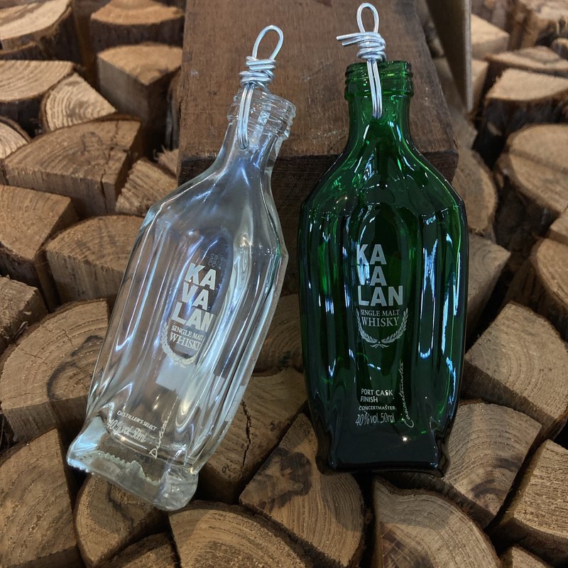 KAVALAN 葛玛兰 50ML小款酒瓶吊饰 壁挂 - 吊饰 - 玻璃 绿色