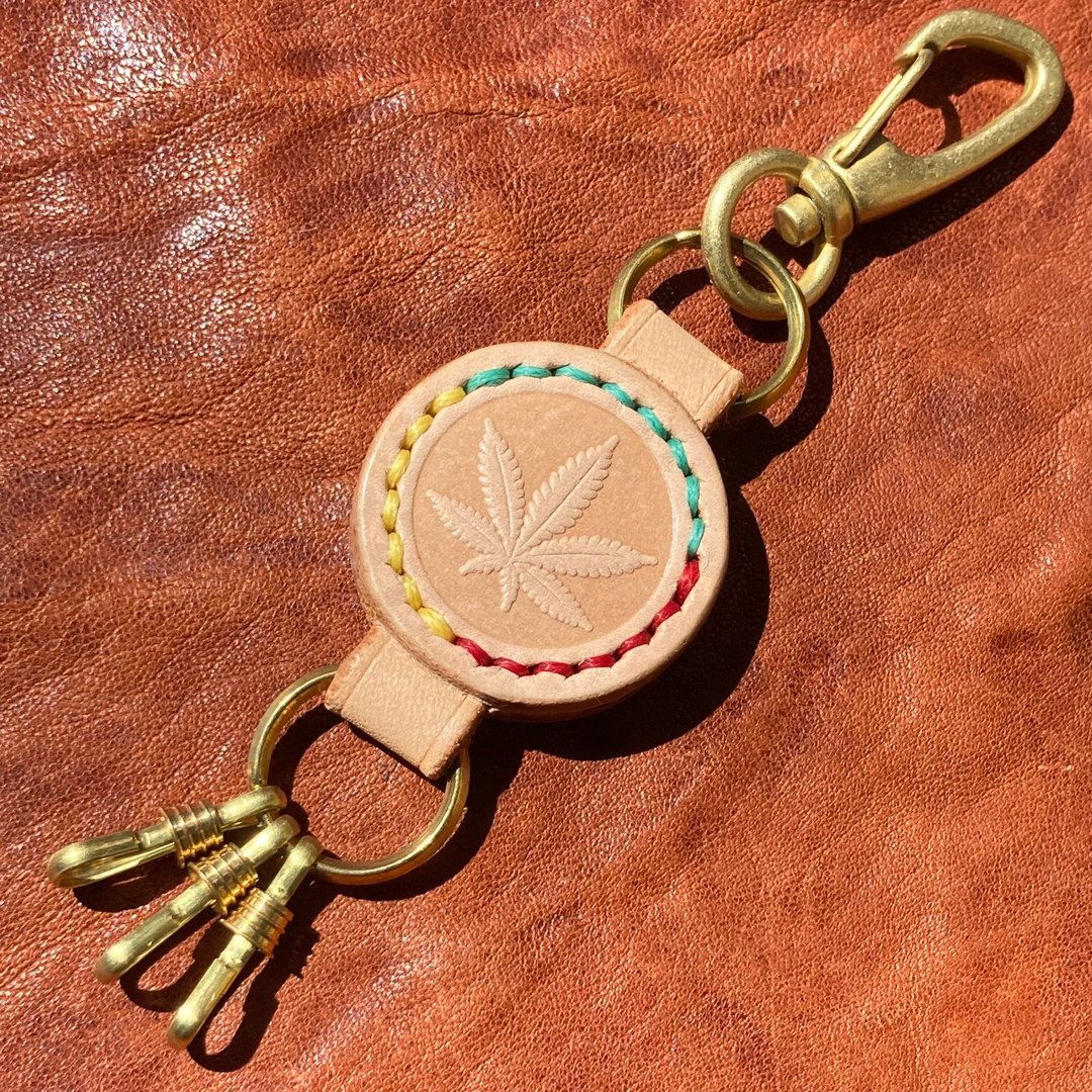 -Weed- 植鞣革皮革钥匙圈 - 钥匙链/钥匙包 - 真皮 咖啡色