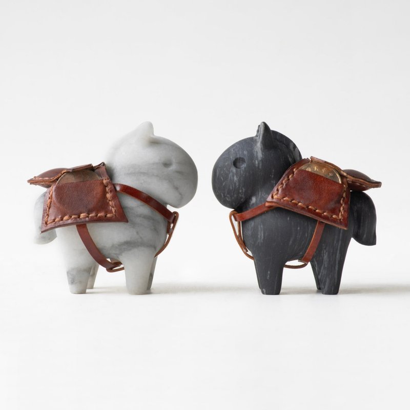 石来运转 马上有钱  Marble Lucky Pony - 摆饰 - 石头 白色