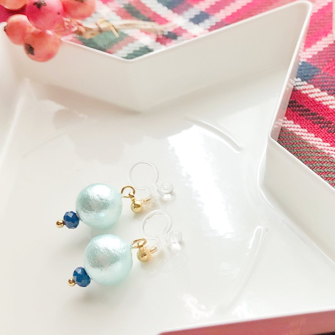 Daily Choice 可爱棉珠耳环 耳夹 蓝缥 - 耳环/耳夹 - 其他材质 