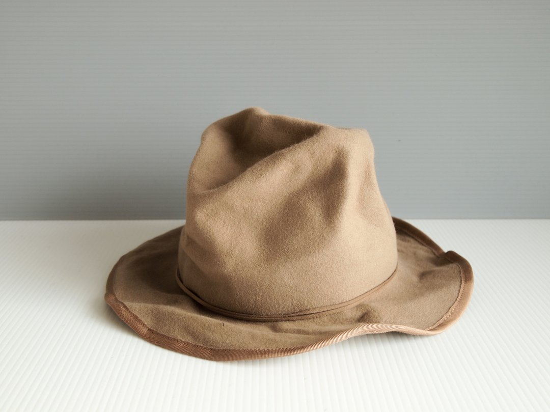 Hat hat one-of-a-kind limited crushed rabbit fur rough elegant unisex - 帽子 - 羊毛 卡其色