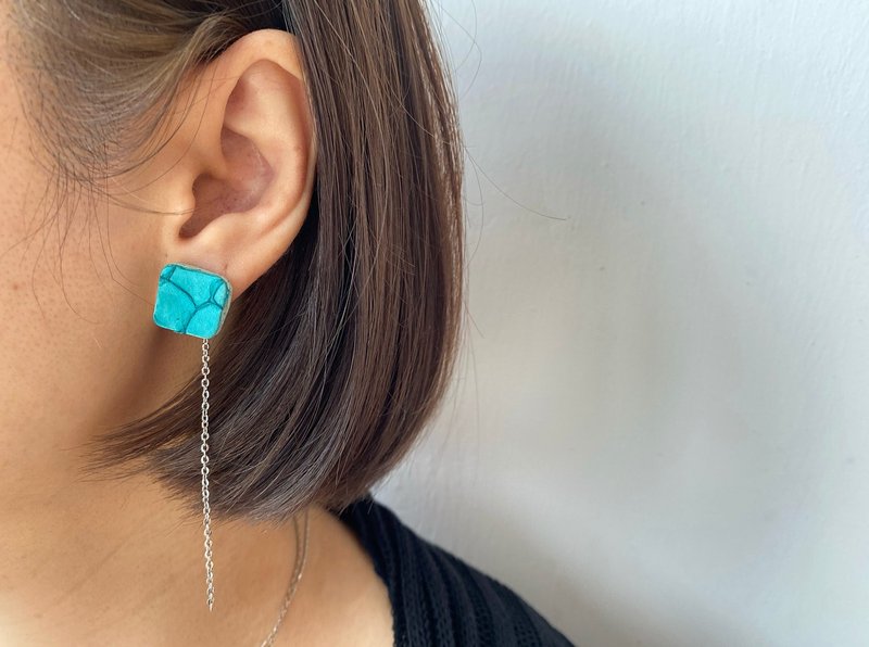 Movement  鲤鱼跃动 日本鲤鱼皮革 吊耳钉 耳环 - 耳环/耳夹 - 真皮 多色