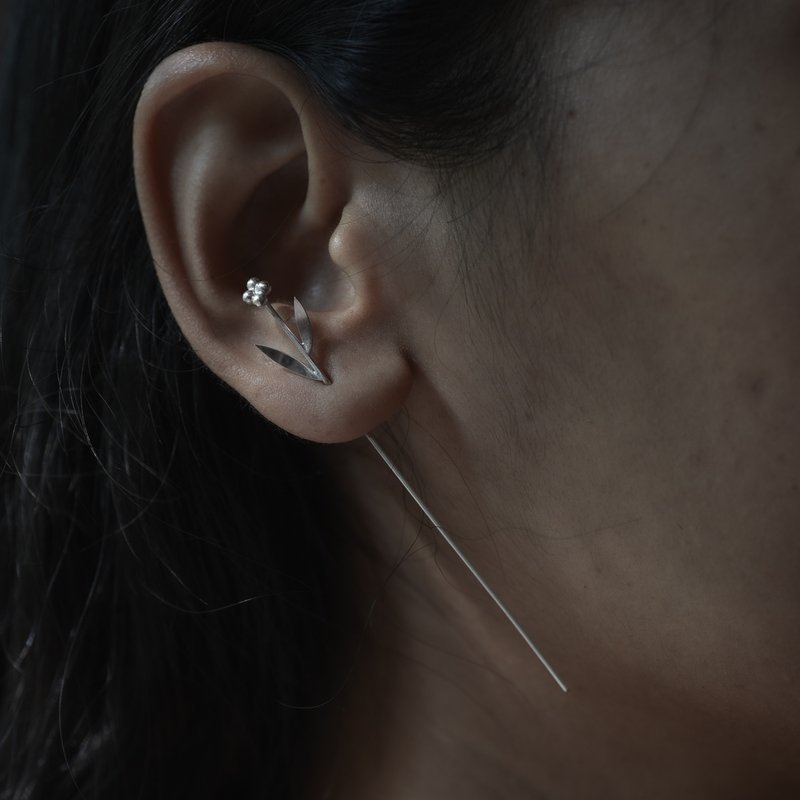 Silver Meadow Ear stud - 耳环/耳夹 - 纯银 银色