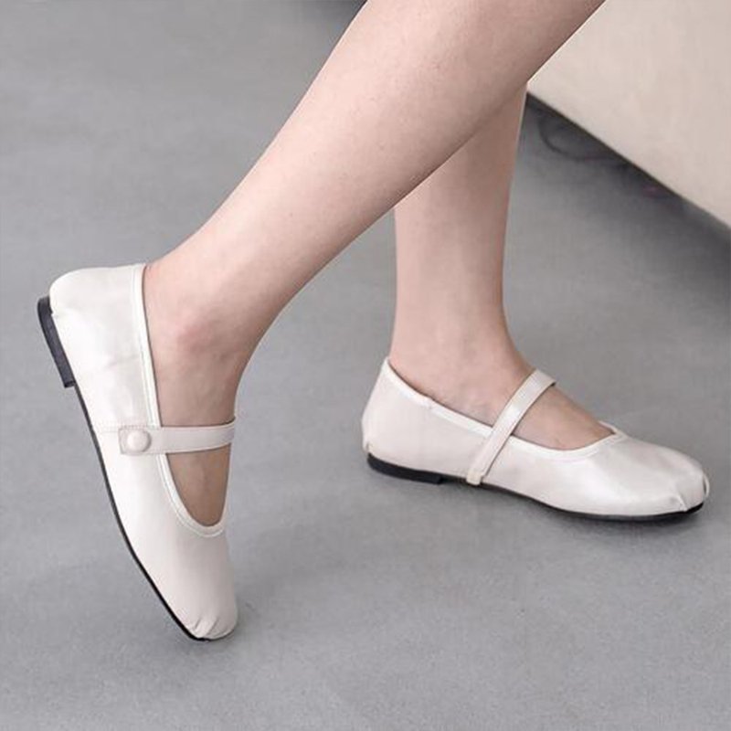 PRE-ORDER SPUR Ballerina MJ 平底鞋 SS8041 Light Beige - 其他女款皮鞋 - 其他材质 