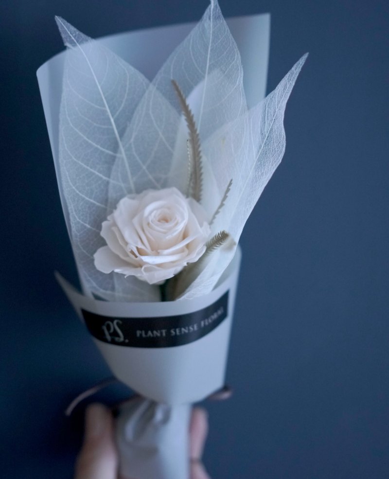 永生花束唯一之爱单支永生花不凋花玫瑰 - 干燥花/捧花 - 植物．花 粉红色