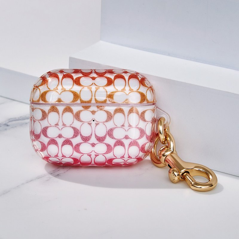 【COACH】AirPods Pro (第1/2代)精品耳机保护套-经典大C粉红 - 耳机收纳 - 塑料 粉红色