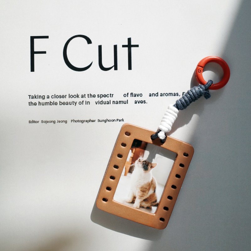 小橘皮 植鞣牛皮 翻玩底片吊饰 - 相机 - 真皮 