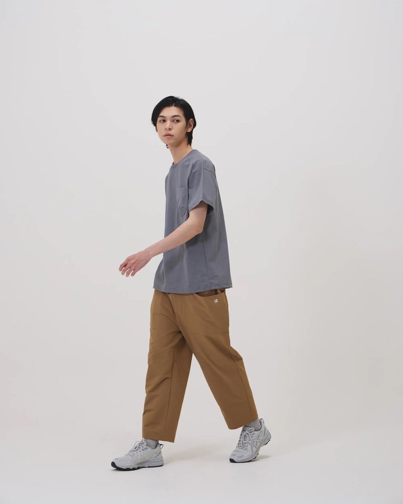 口袋造型微宽九分裤 (卡其) - 男士长裤 - 尼龙 卡其色