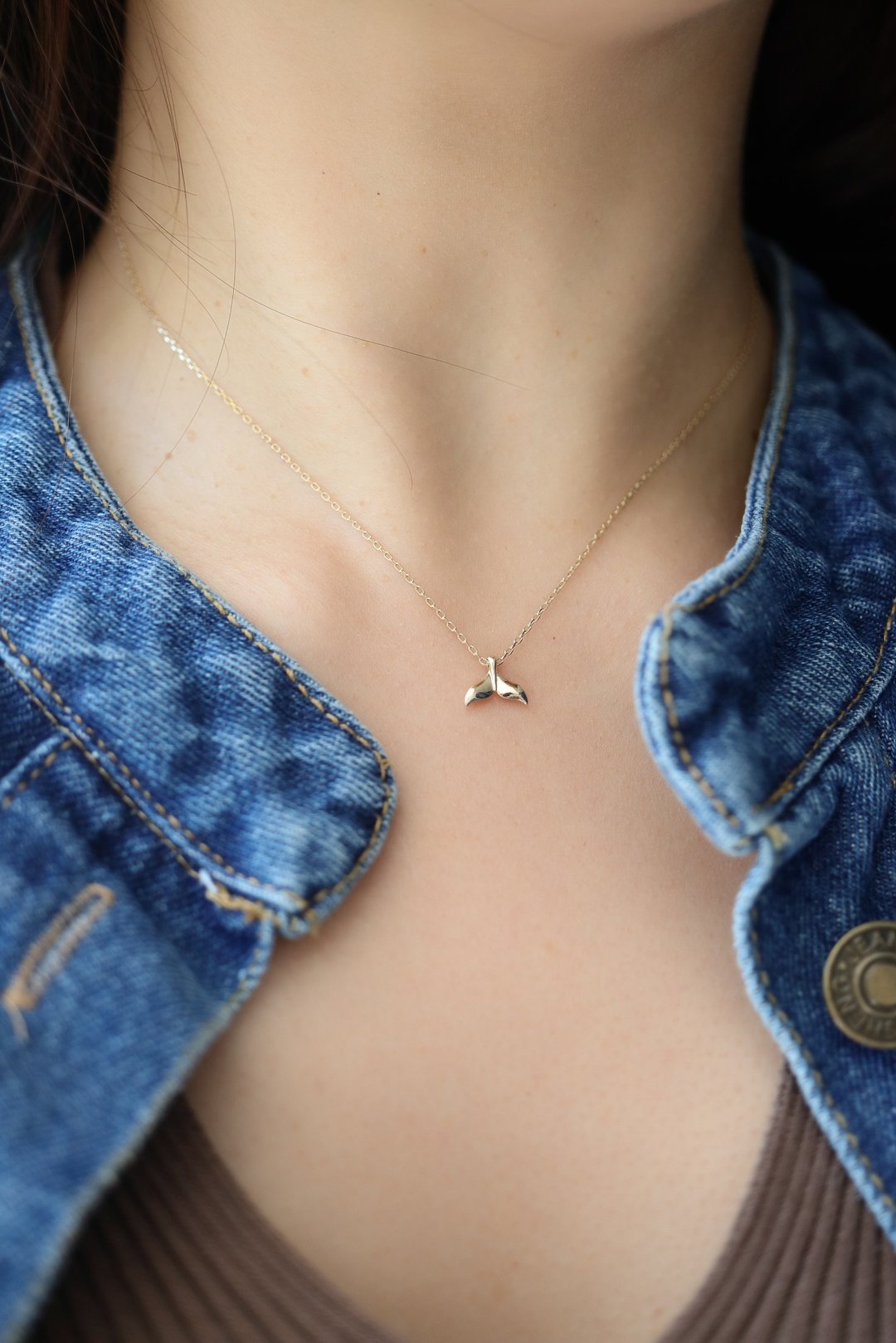 14K Gold Whale Necklace 金鲸鱼项链 - 项链 - 贵金属 金色