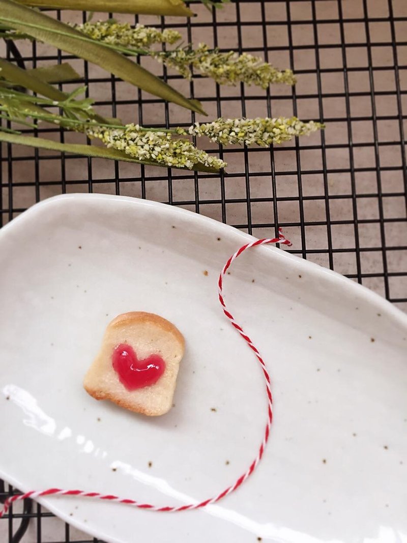 袖珍面包磁铁  -  心型草莓果酱吐司 - 冰箱贴/磁贴 - 新鲜食材 粉红色