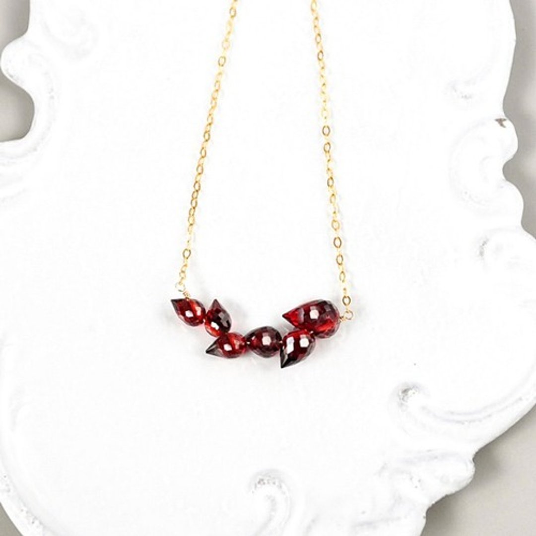14kgf[flower bud] red garnet necklace - 耳环/耳夹 - 宝石 