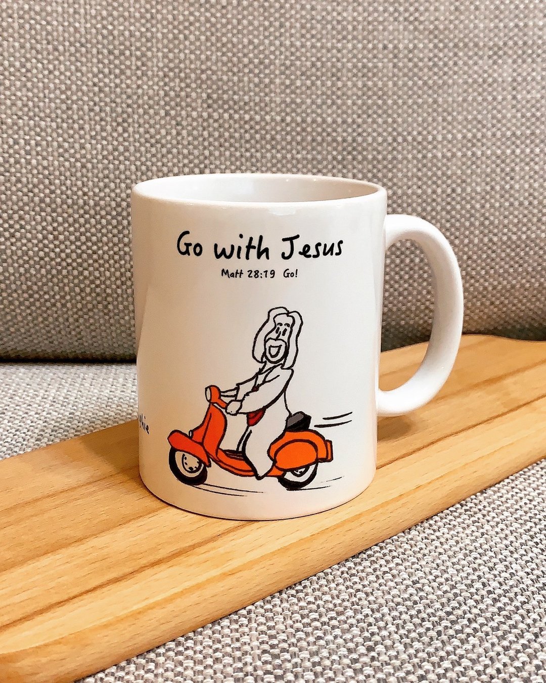 Go with Jesus马克杯 手绘插画风格 原创Q版 咖啡杯 - 咖啡杯/马克杯 - 陶 