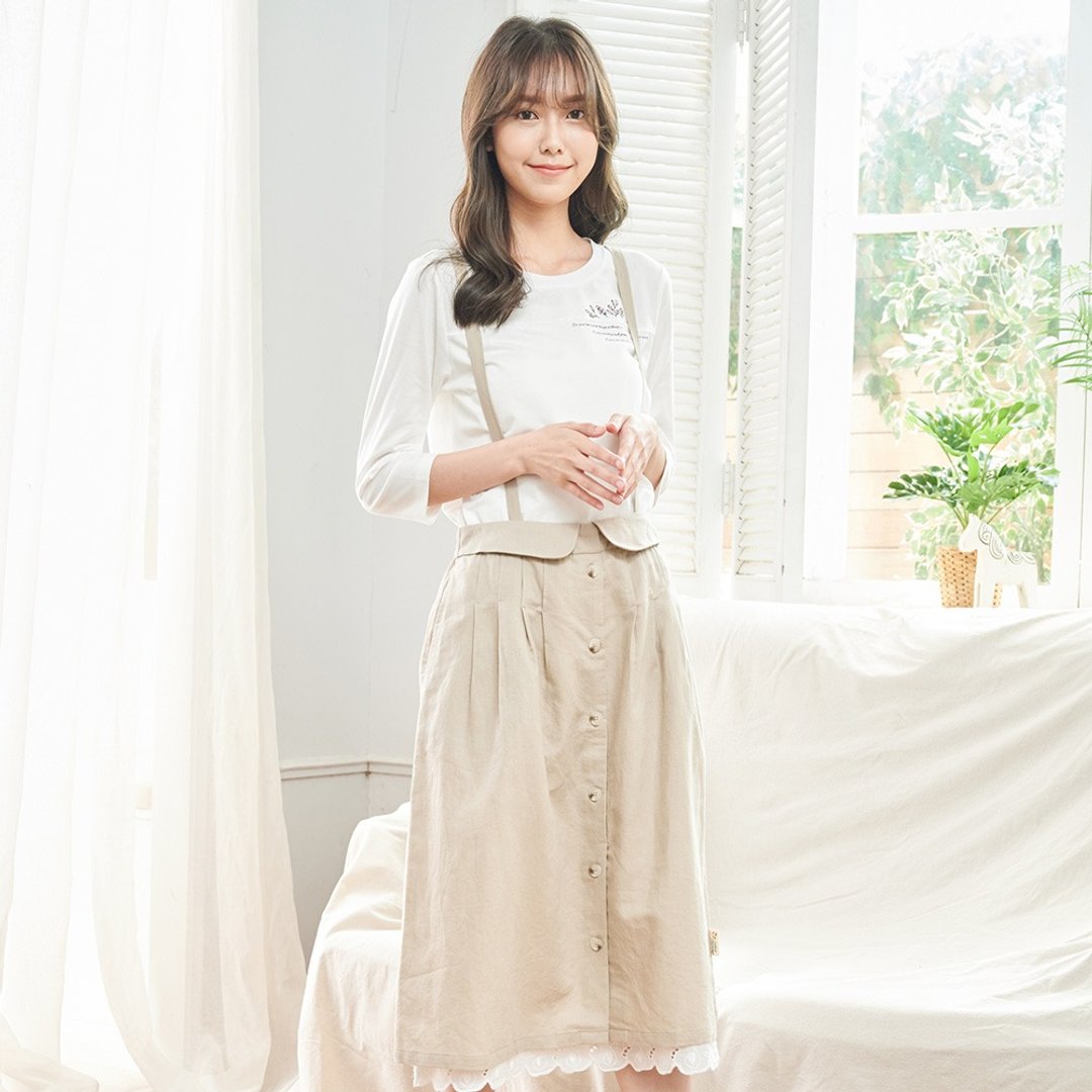 Hana Mokuba 甜美后松紧层次蕾丝排扣吊带裙 - 裙子 - 其他材质 