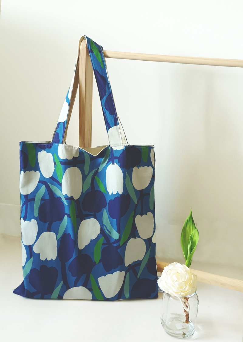 Tote bag_大/郁金香/蓝月 - 束口袋双肩包 - 棉．麻 红色