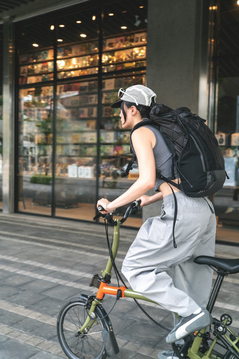 LIGHTZIP 秒收卷卷包 27-32L 轻量化后背包 旅行 - 后背包/双肩包 - 聚酯纤维 灰色