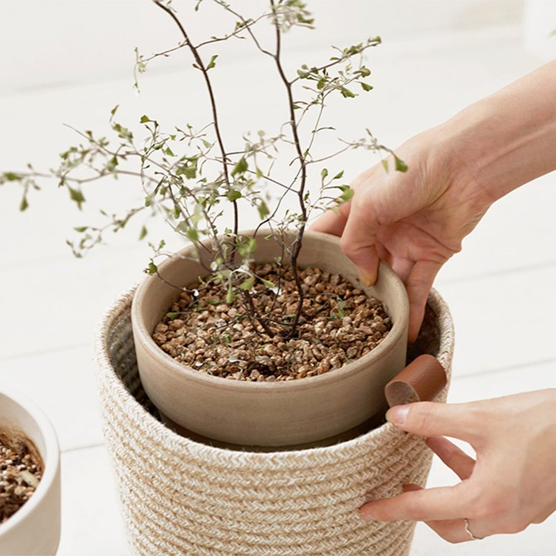 自然风编织花盆收纳袋 - 收纳用品 - 棉．麻 卡其色
