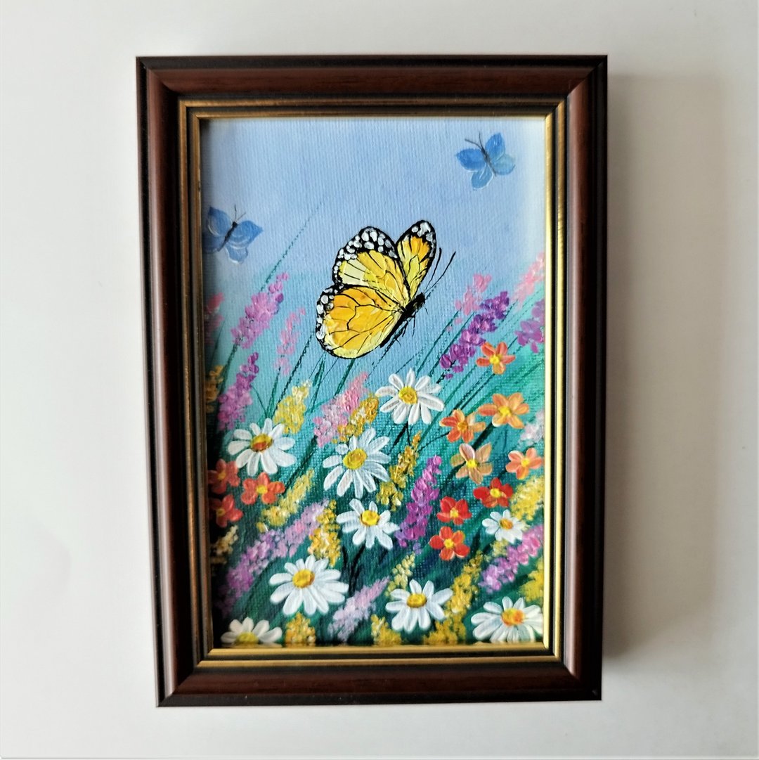 Acrylic Butterfly & Insect Painting | Wildflower Wall Art | Small Wall Decor - 墙贴/壁贴 - 压克力 多色