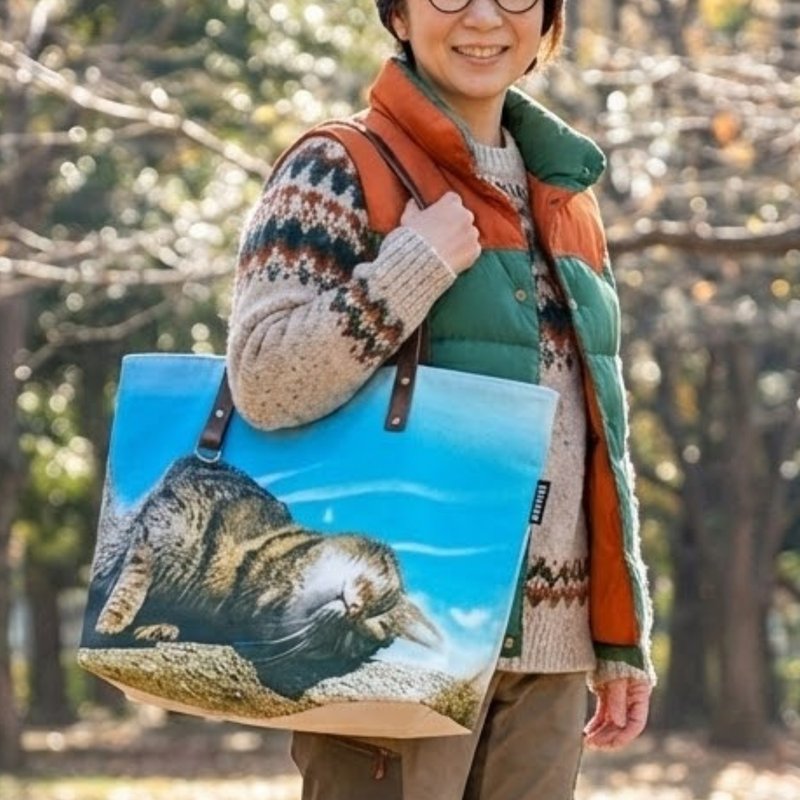 蓝天猫咪写实大容量托特包【日本制】 - 手提包/手提袋 - 棉．麻 蓝色