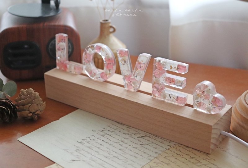 | 台中花艺 | - 2/17 - 浪漫干燥花UV胶小夜灯 体验课程 - 植栽 - 植物．花 