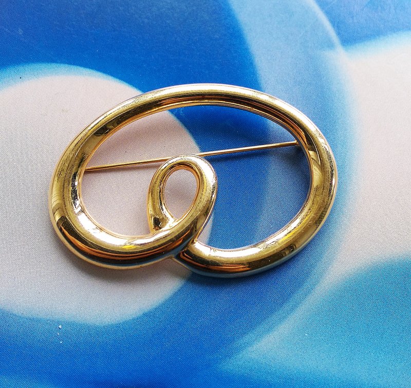 Vintage Jewelry 西洋古董饰品 MONET 个性 金色调 律动 别针 - 徽章/别针 - 其他金属 金色