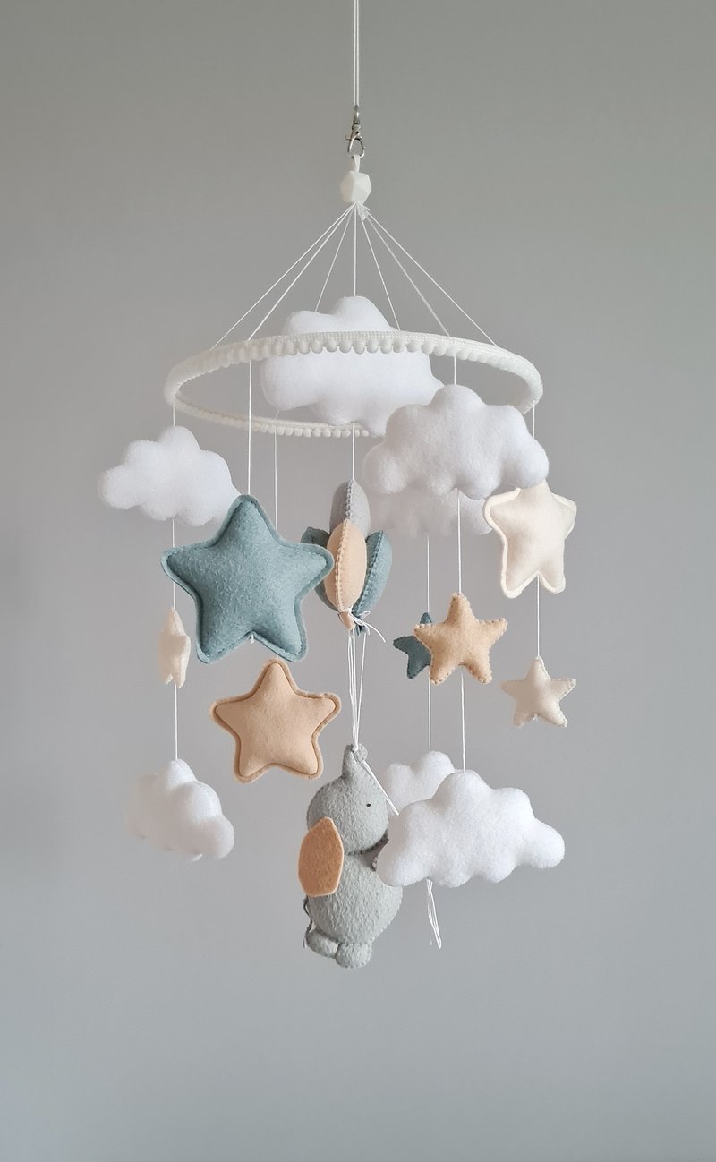 Elephant baby mobile, Gender neutral nursery mobile, Hanging felt mobile - 玩具/玩偶 - 其他材质 蓝色