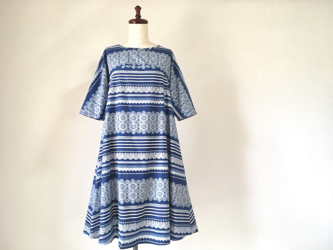 French lace pattern flare one piece dress five-quarter sleeve blue - 洋装/连衣裙 - 棉 蓝色