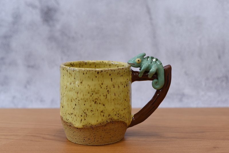 手工拉胚变色龙陶杯200cc - 咖啡杯/马克杯 - 陶 