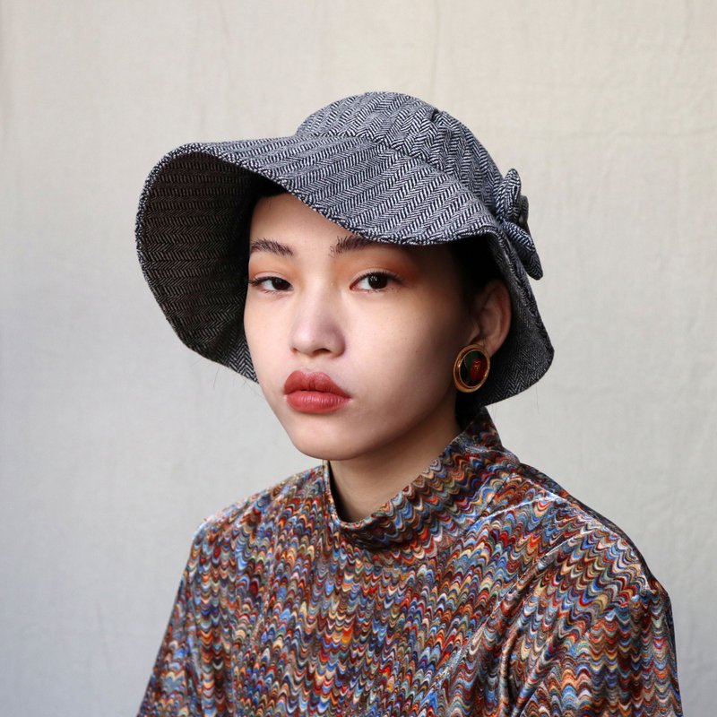 南瓜Vintage。古着 灰色 扣饰 小花 休闲帽 - 帽子 - 其他材质 灰色