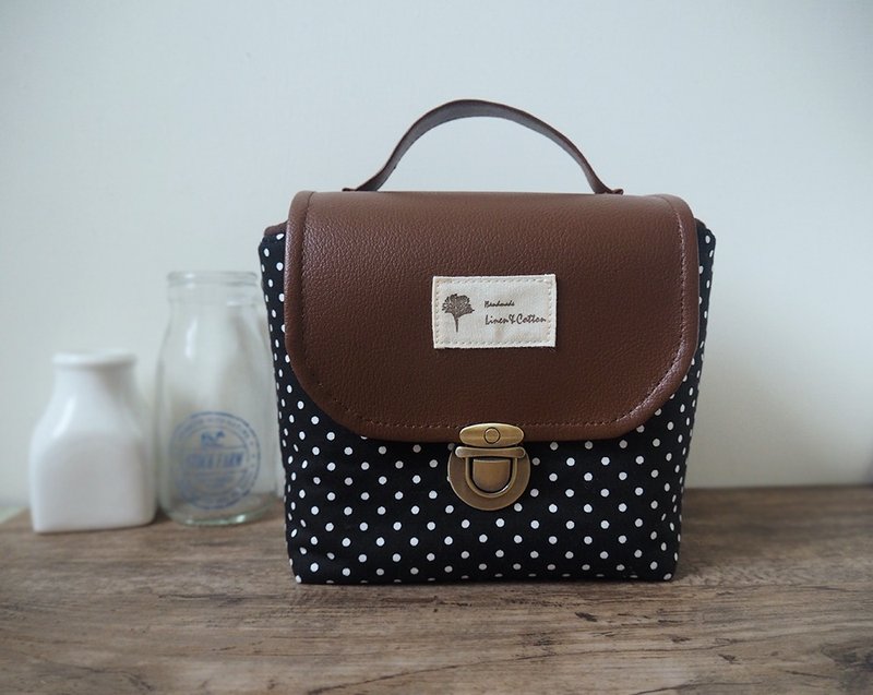 | 大相机包 | 类单小单眼相机包 厚铺棉 (黑底白点) BZ73 - 相机包/相机袋 - 棉．麻 黑色