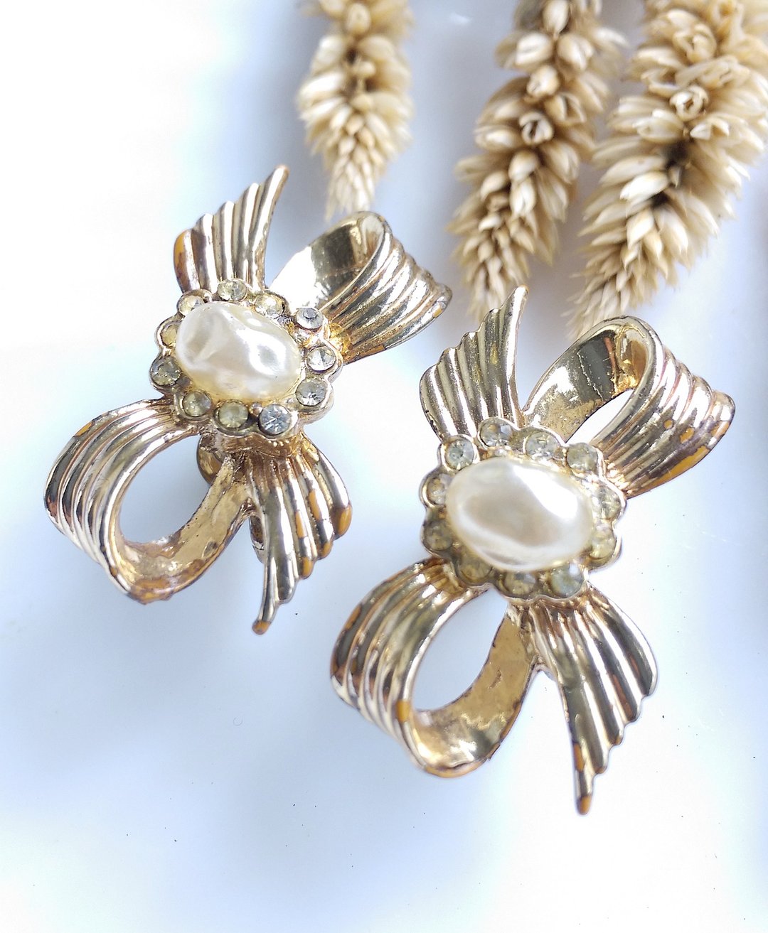 Vintage Jewelry 西洋古董饰品 CORO 可爱蝴蝶结缎带 栓式耳环 - 耳环/耳夹 - 其他金属 金色