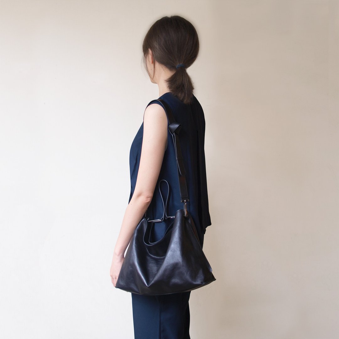 DTB Valley Hobo Bag 单肩HOBO包黑色-侧背包/斜背包 - 侧背包/斜挎包 - 真皮 黑色