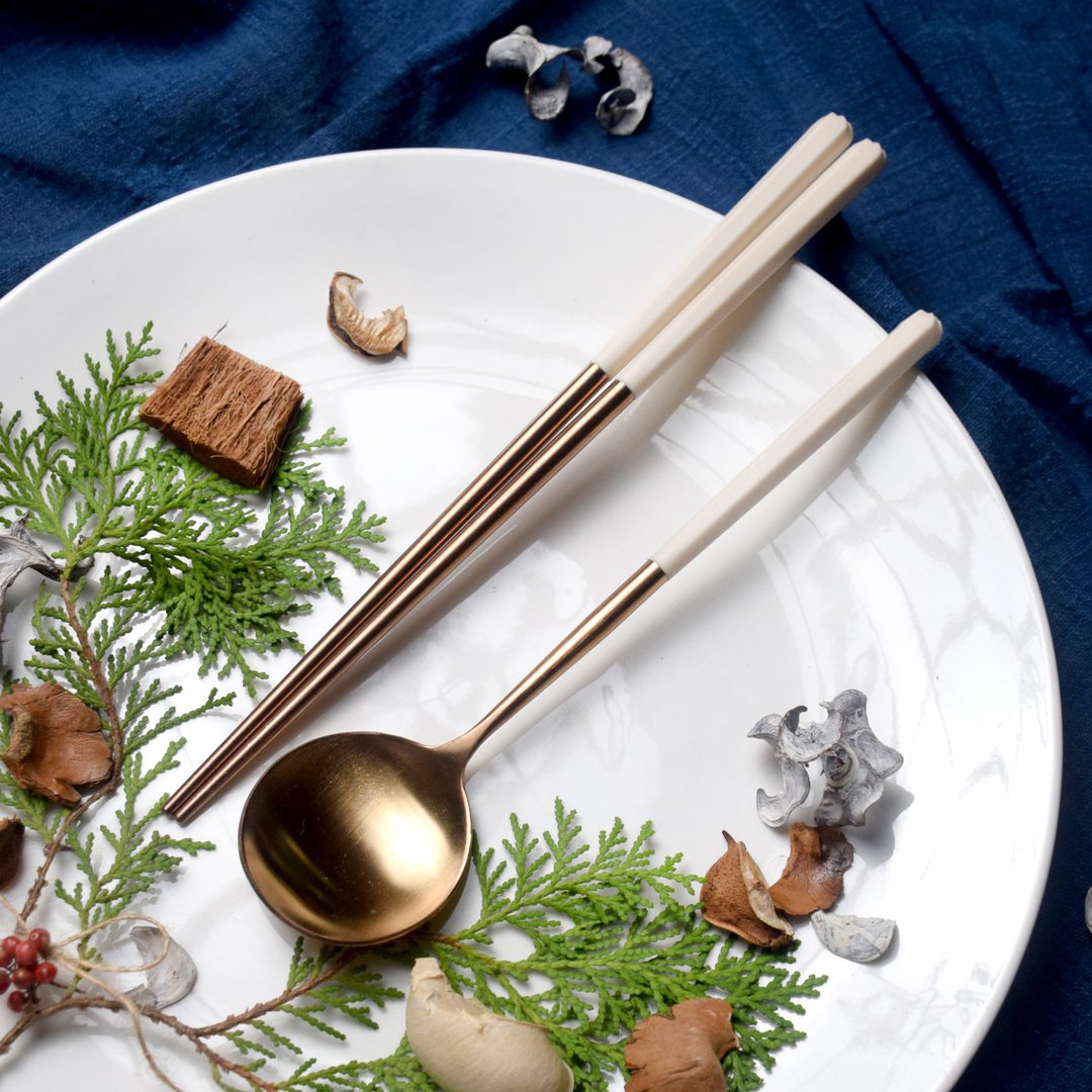 创意六角餐具组 玫瑰金系列 ( 亚麻白、珊瑚红) - 筷子/筷架 - 不锈钢 多色
