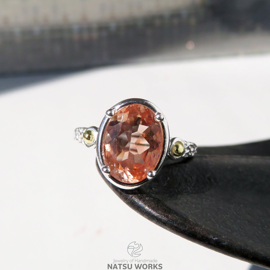 奥勒冈日长石戒指 / Oregon Sunstone with 18k balls Ring - 戒指 - 宝石 橘色