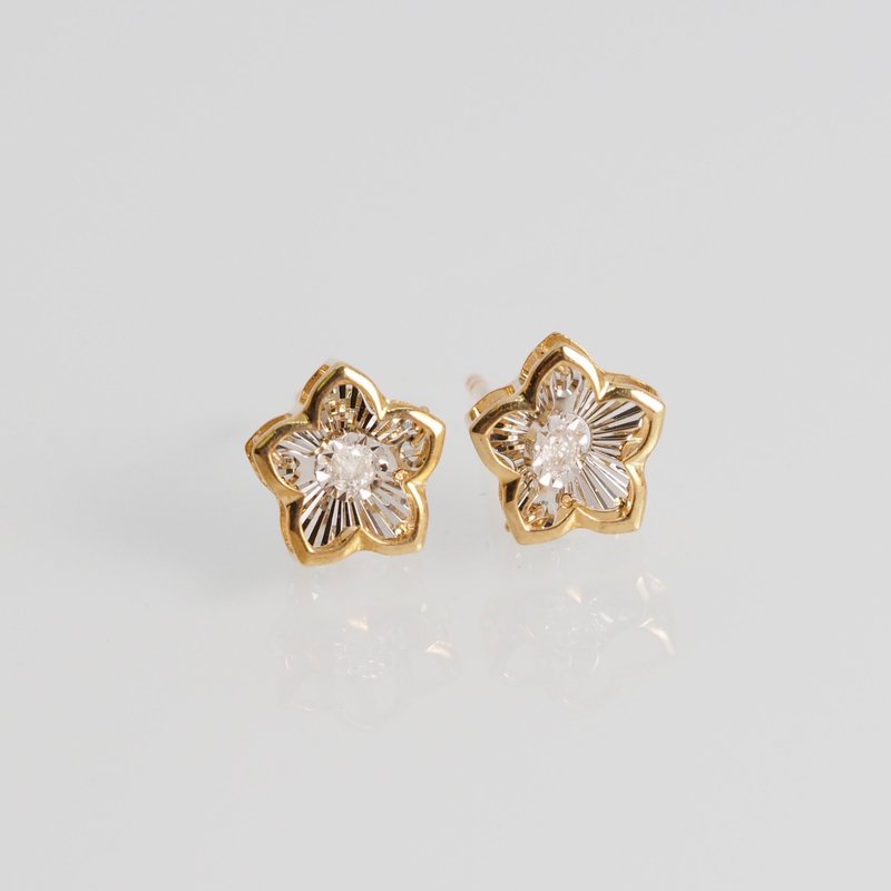 18K 金樱花钻石耳环 The Dancing Sakura Diamond Earrings - 耳环/耳夹 - 贵金属 
