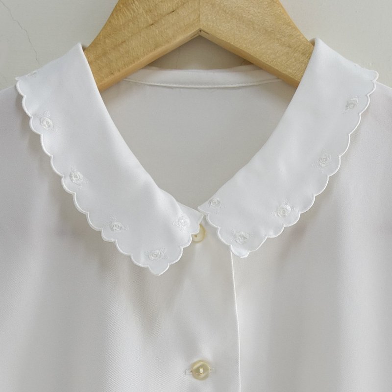 │Slowly│玫瑰-古着衬衫│vintage.复古.文艺.日本制 - 女装衬衫 - 聚酯纤维 多色