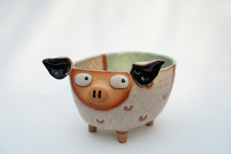 Pig pot , cactus , handmade ceramic , pottery - 植栽/盆栽 - 陶 多色