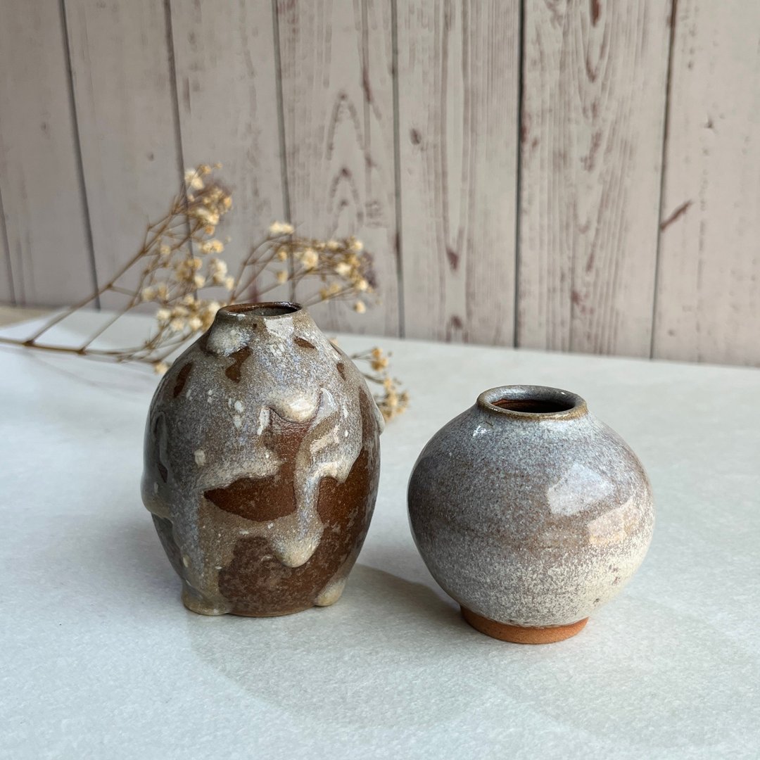 惑星。手工陶瓷迷你花瓶 花器 扩香瓶 精油瓶 陶艺 新年礼物 - 花瓶/陶器 - 陶 多色