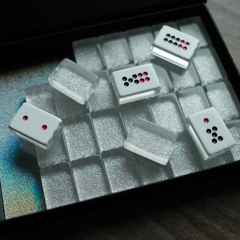 【棋牌桌游】麻雀尺寸 开运闪银水晶骨牌 - 桌游/玩具 - 塑料 银色